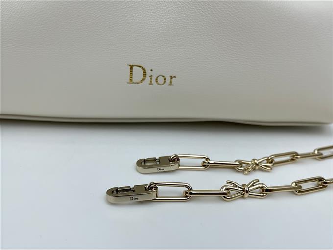2026 65081522158127